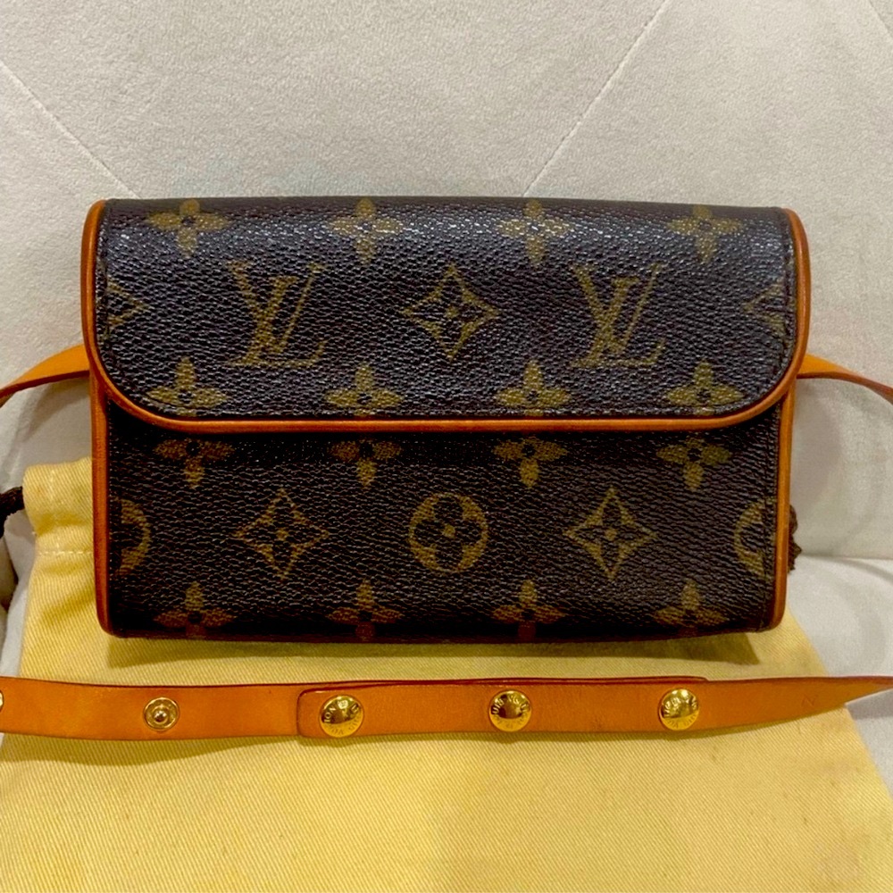 LOUIS VUITTON Brown Monogram Belt Bag & Dust Bag, EUC